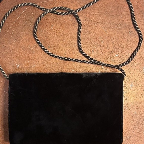 Art Deco Black Velvet Hand Beaded Floral Clutch, Collectible Purse - Picture 4 of 5